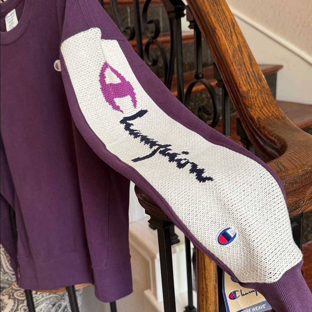 CHAMPION Women's Deep Purple Crew Neck Sweatshirt NWT, size Medium - Picture 4 of 12